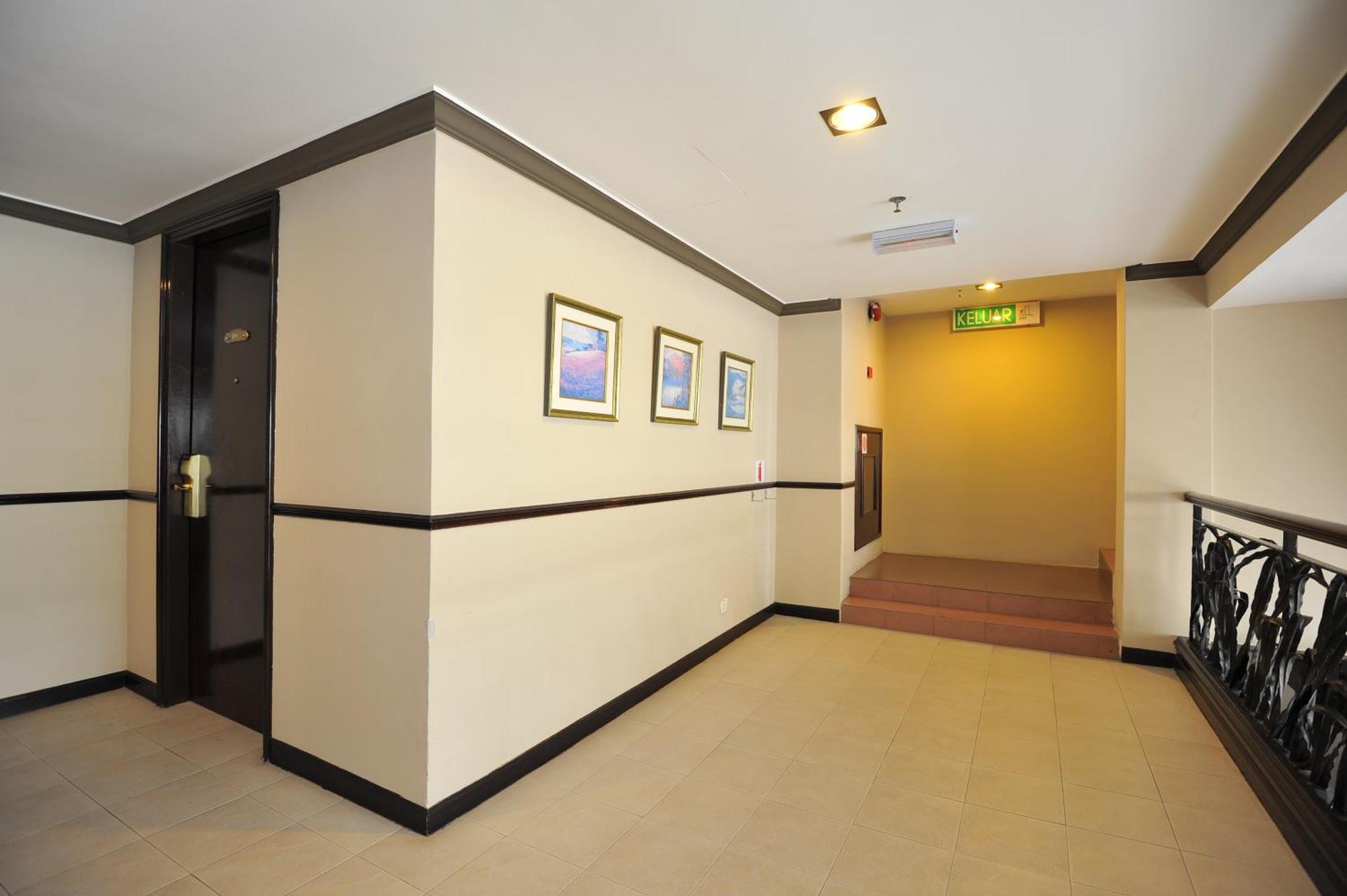 Hotel Mimosa Malacca Exterior photo