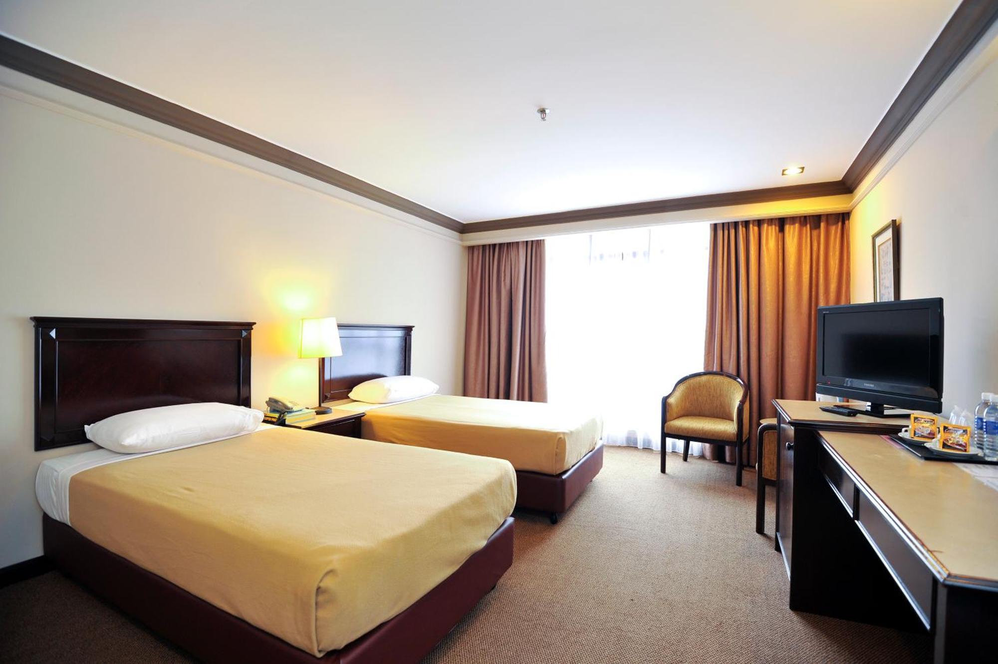 Hotel Mimosa Malacca Exterior photo